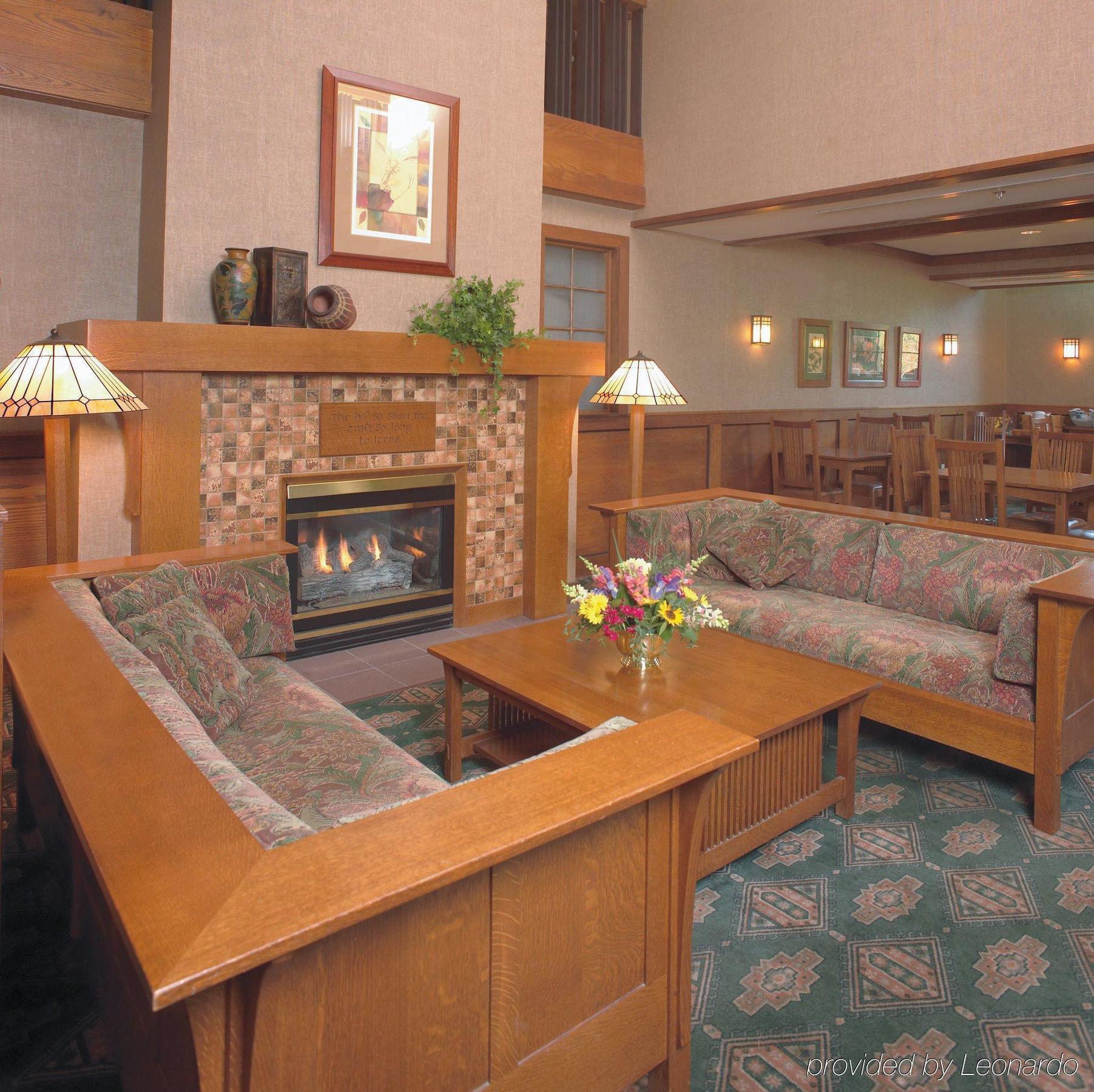 The Craftsman Inn & Suites Fayetteville Интерьер фото